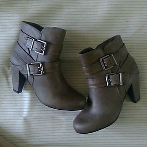 Madden Girl taupe ankle booties
